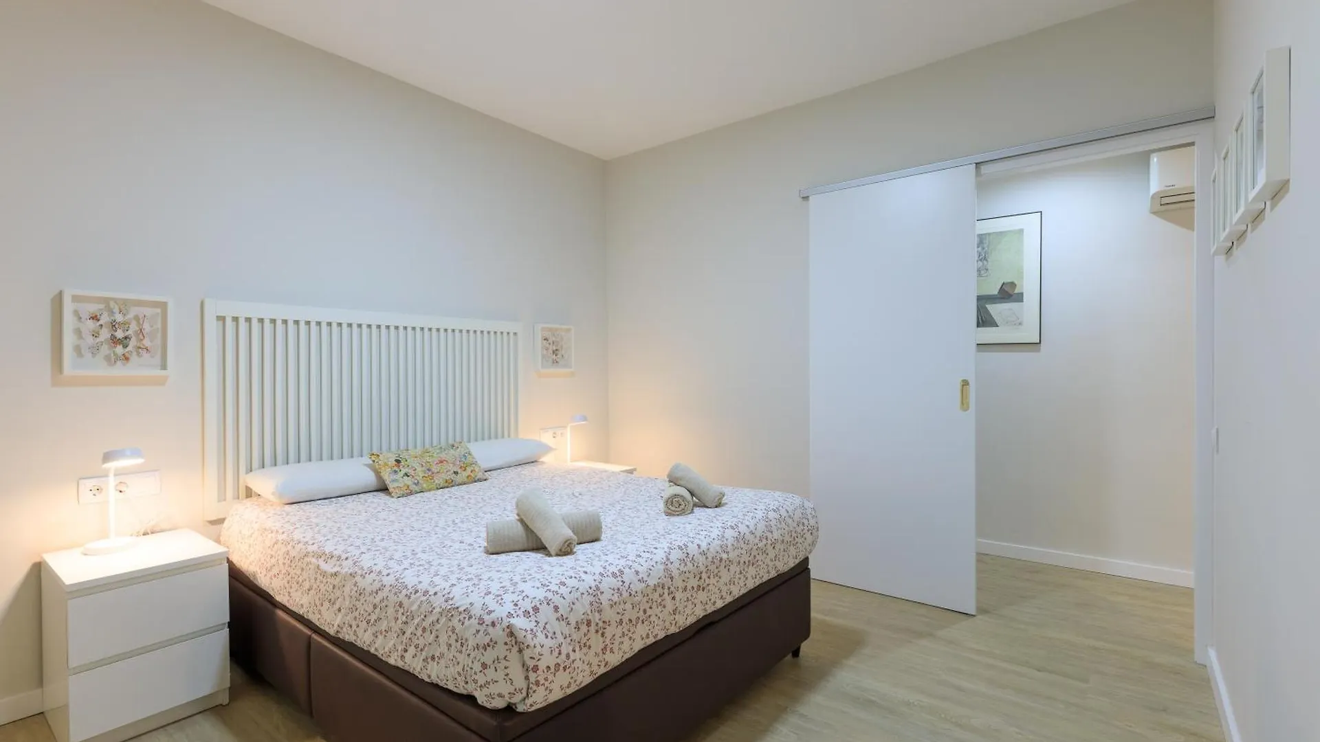 Stay Barcelona Rossello Apartament